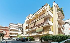 St. Peter - Loft At 50M From Metro